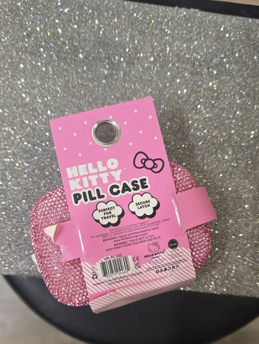 Hello Kitty Rhinestone Crystal 8-Slot Pill Organizer Case